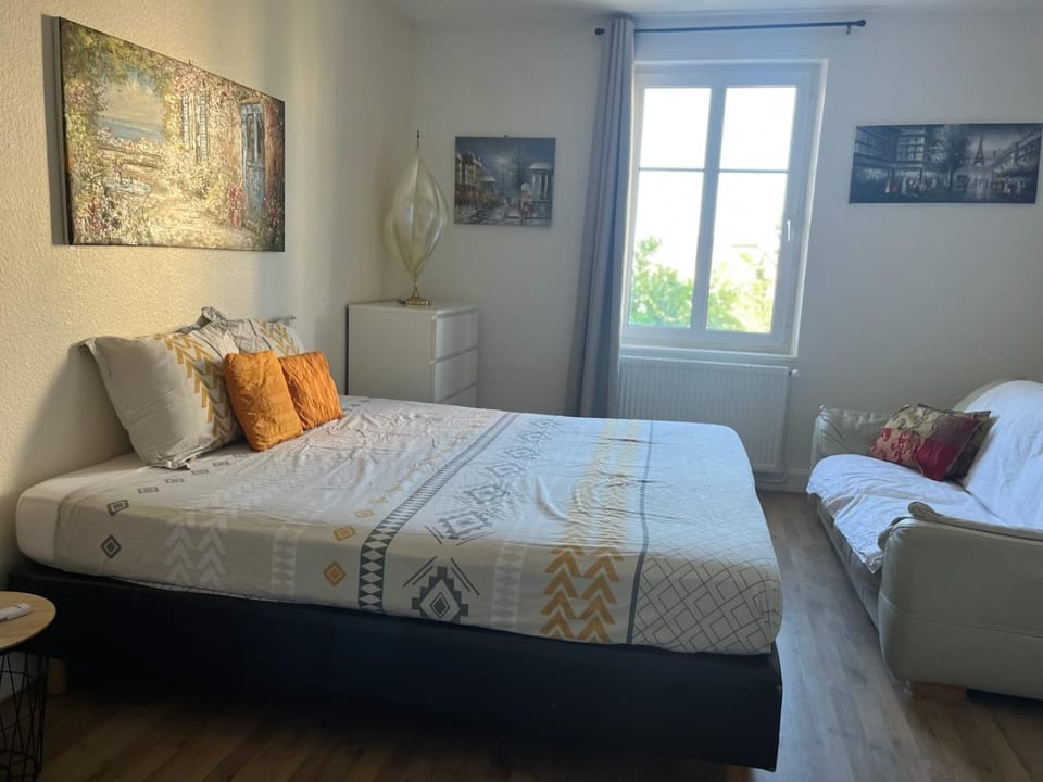 Le Cosy Strasbourg calme et confortable avec parking gratuit, 10 mn du Parlement Européen et du Wacken de 1 à 24 voyageurs Apartment in Strasbourg
