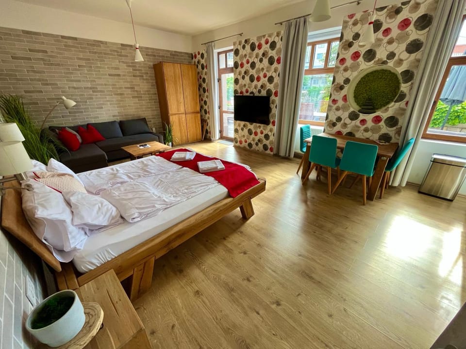 Terrace Apartman Prémium Belváros Jacuzzival Apartment in Hungary