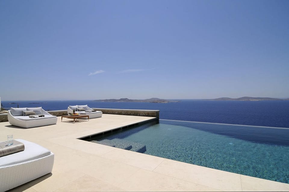 Bluebird Villas Villa Seabird Villa in Mykonos, Mikonos 846 00, Greece