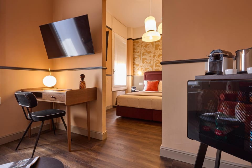 TV and multimedia, Photo of the whole room, Seating area, minibar