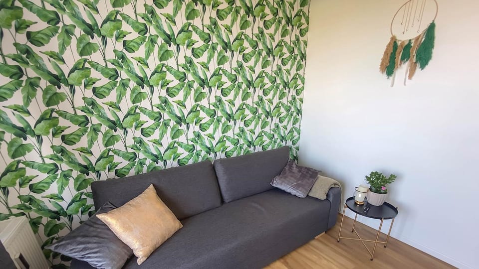 Bed, Living room