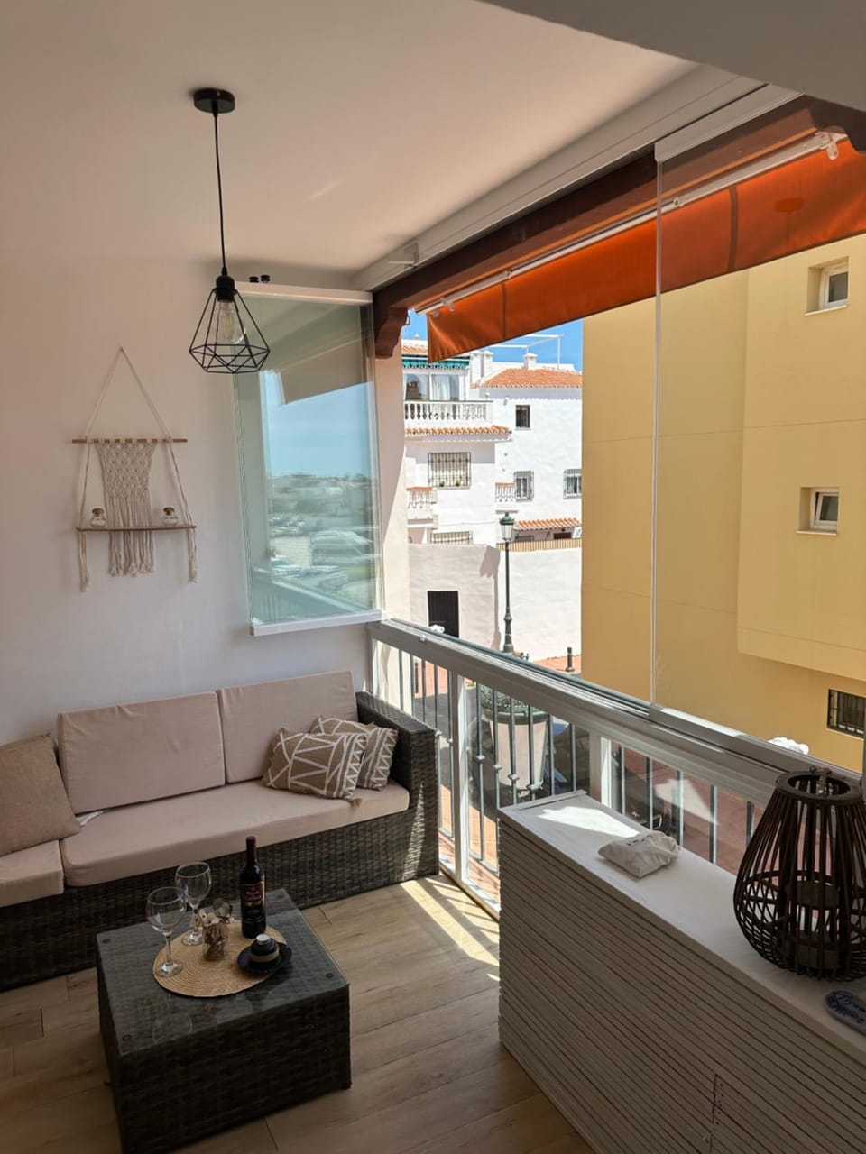 Tiyoweh Apartment in Nerja