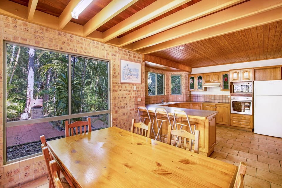Amaroo Rainbow Shores House in Rainbow Beach