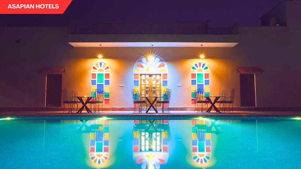 Pool view, Swimming pool
