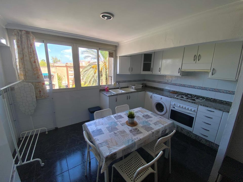 Kitchen or kitchenette, kitchen