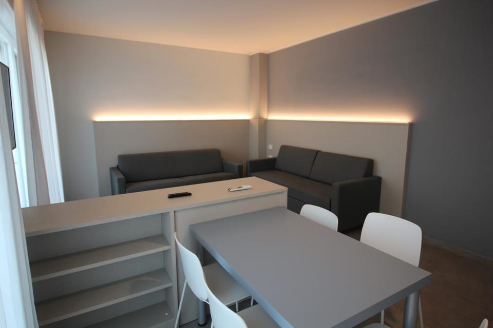 Living room, Dining area