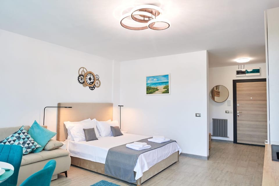 Studio Capri Spa n Pool Beach resort Apartment in Constanța County