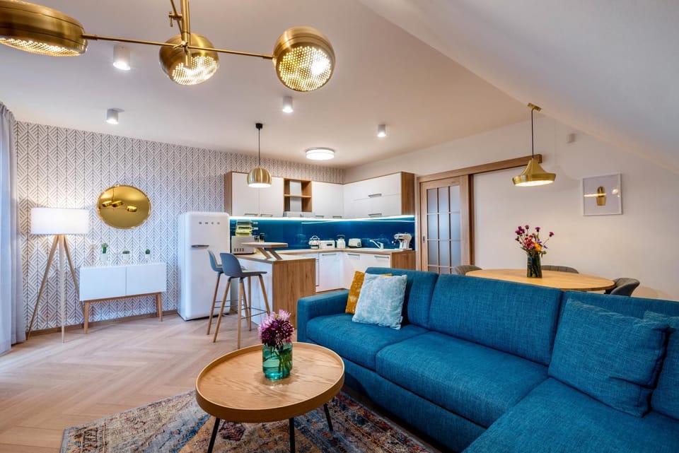 Kitchen or kitchenette, Living room, Photo of the whole room, Seating area, Dining area