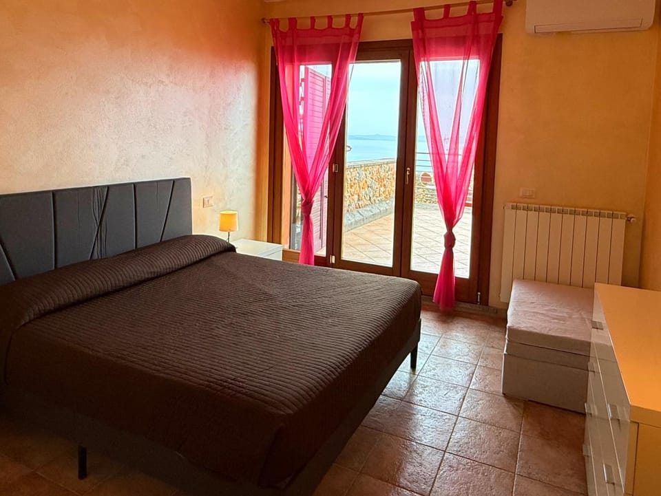Villa La Terrazza House in Porto Santo Stefano