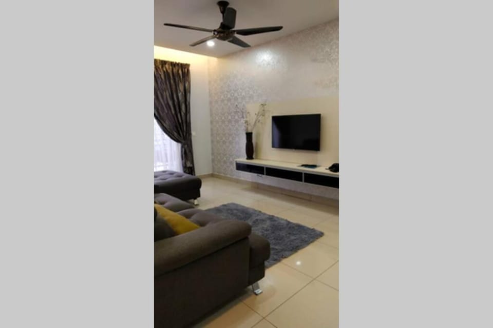 TV and multimedia, Living room