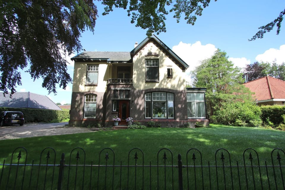 Property building, Garden