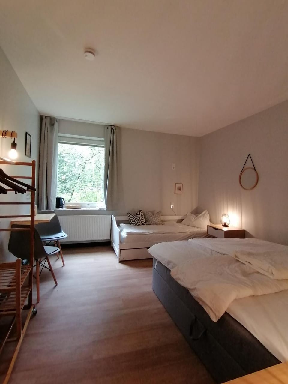 Bed, Photo of the whole room