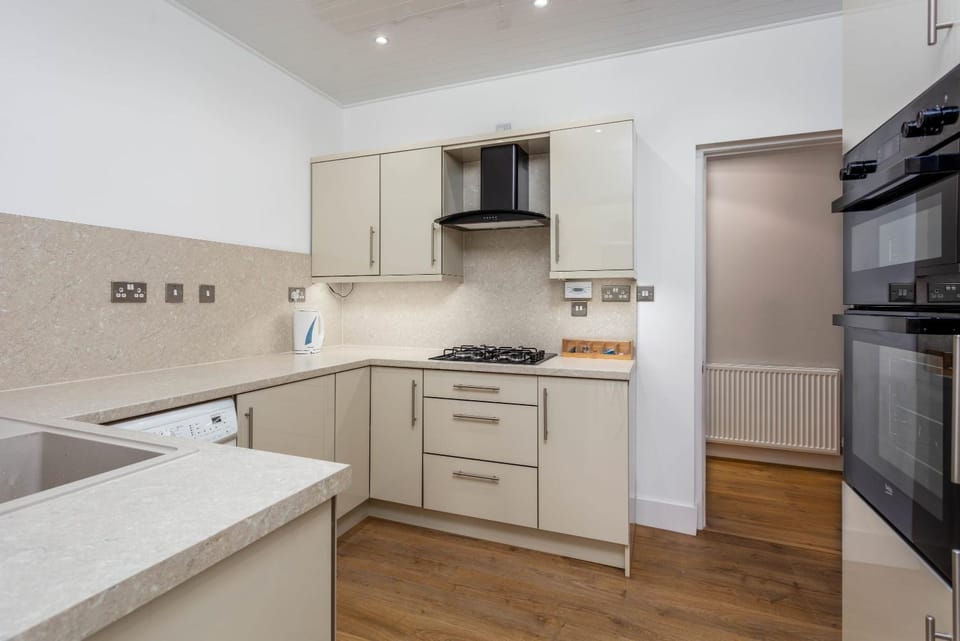 Seafield House - Donnini Apartments House in Ayr