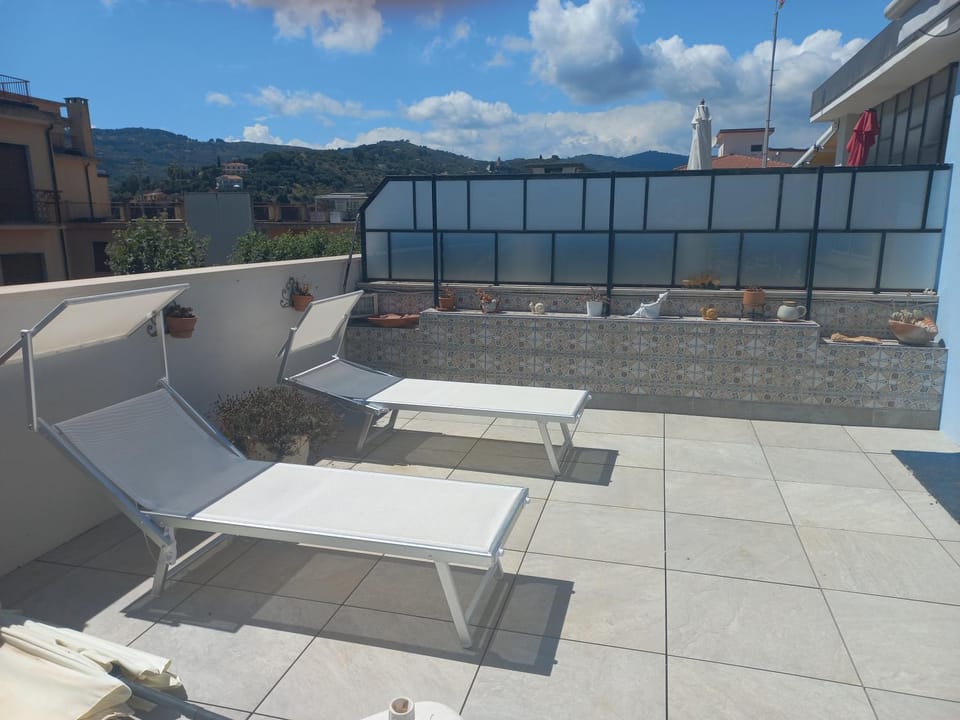 Attico Palazzo Azzurro Apartment in Diano Marina