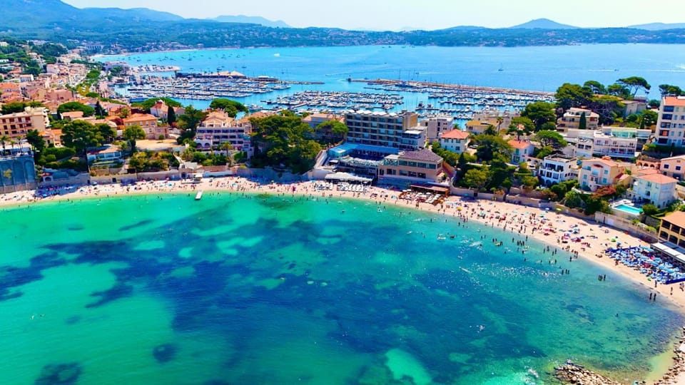 Mas provençal vue mer à 5 min de la plage et Jacuzzi Apartment in Sanary-sur-Mer