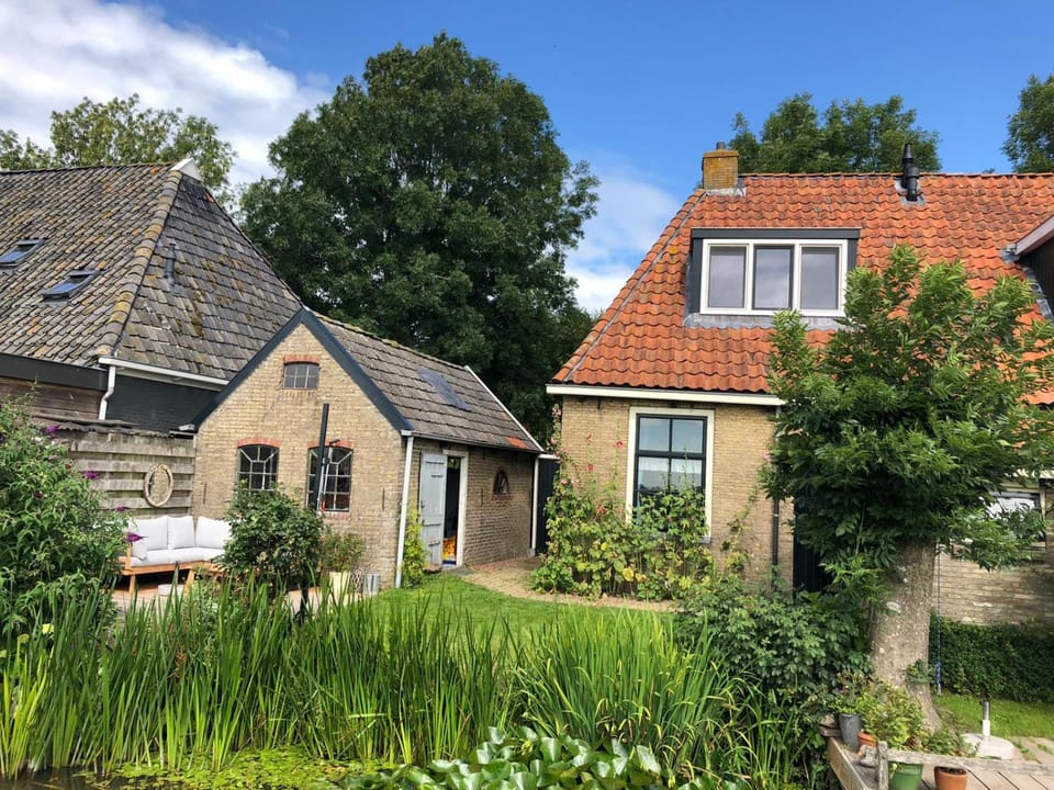 Property building, Garden, Garden