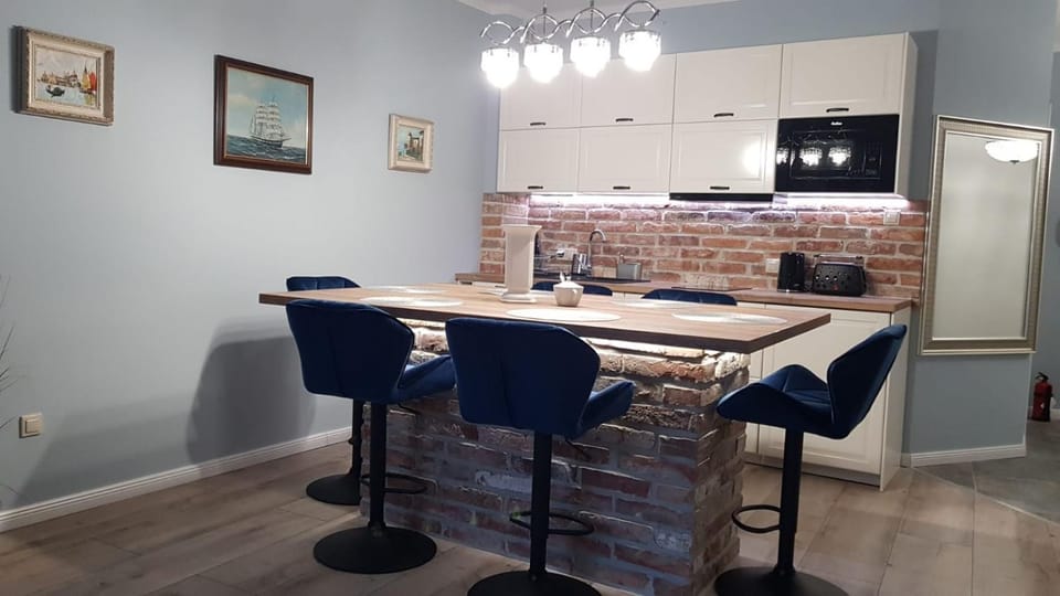 Apartament HAPPY A12 - BASENY & KORT TENISOWY, PLAC ZABAW, OCHRONA 24h Apartment in West Pomeranian Voivodeship, Poland