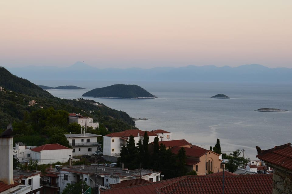 Landmark view, Sea view, Street view