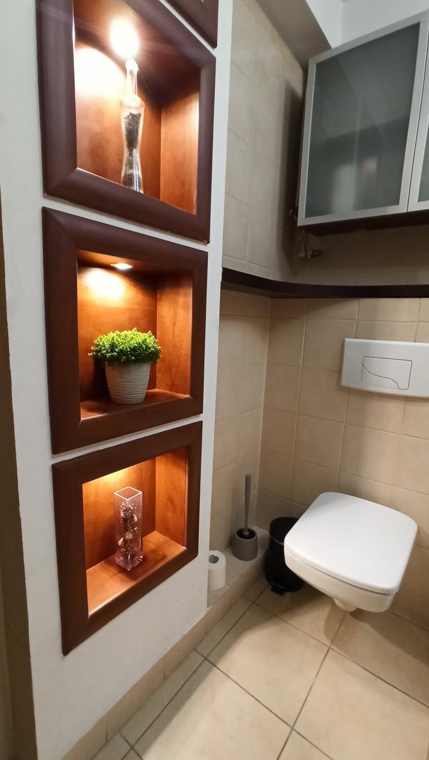 Toilet, Bathroom