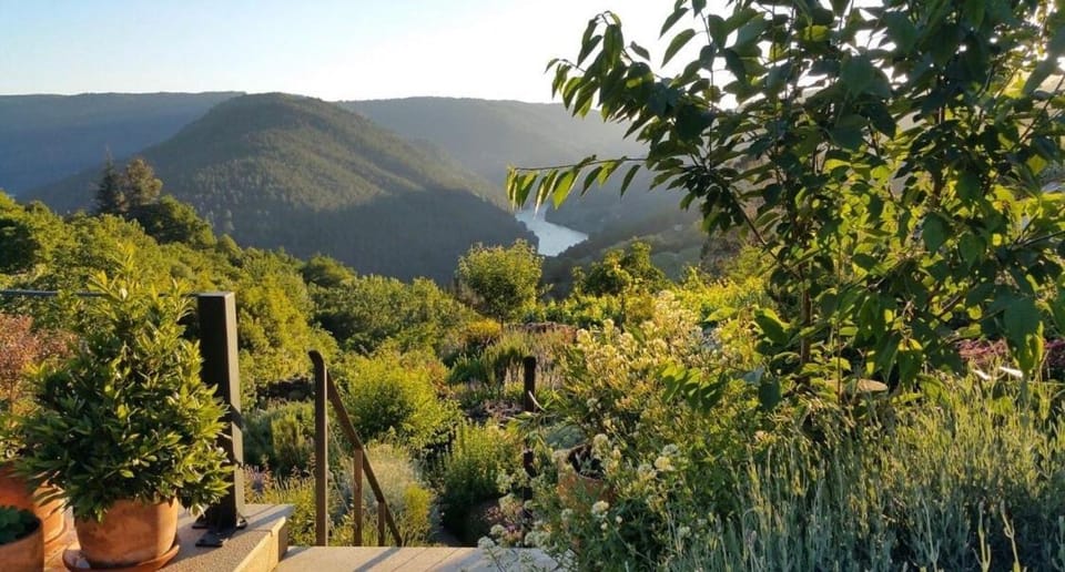 Casa de lujo en la Ribeira Sacra House in Galicia