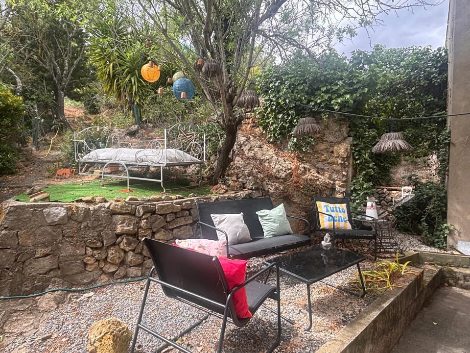Chez Tatie Ménie Bed and Breakfast in Occitanie