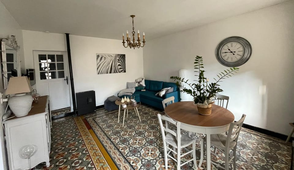 Chez Tatie Ménie Bed and Breakfast in Occitanie