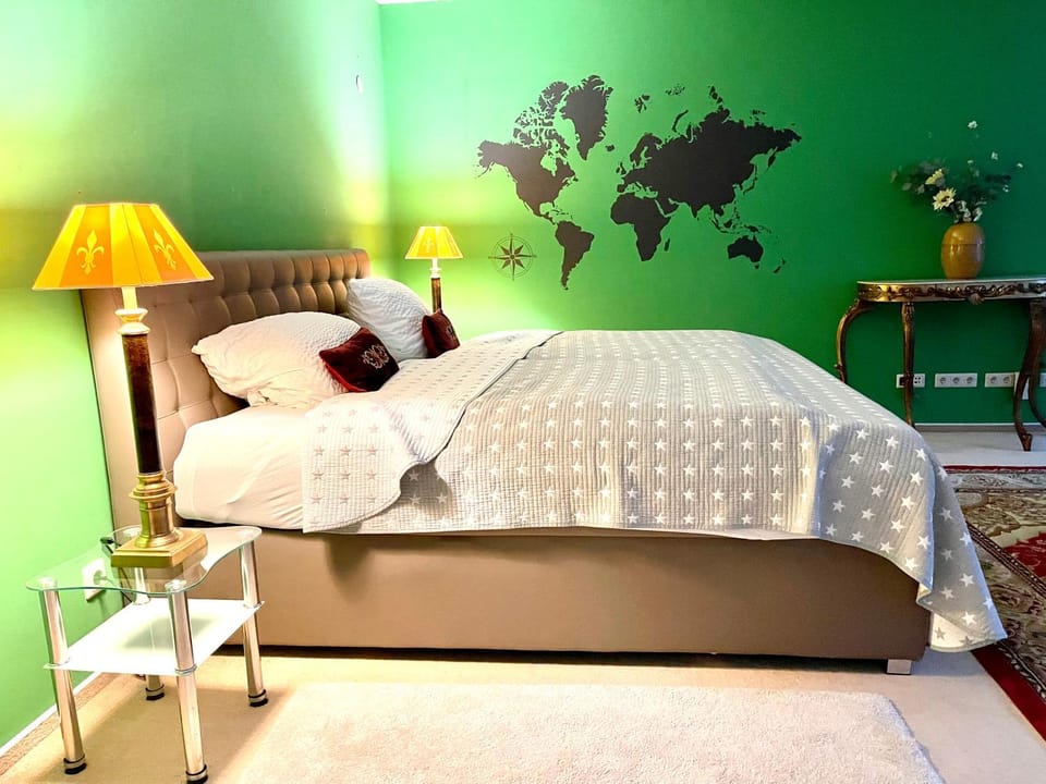 Doppelzimmer Gartenblick Villa Julian Apartment in Aurich