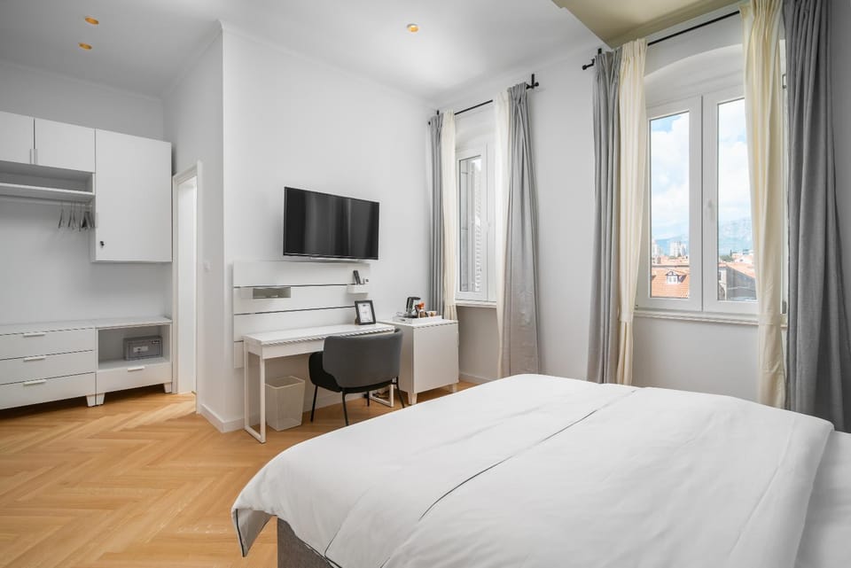 Grey Pearl Rooms Apartment in Split