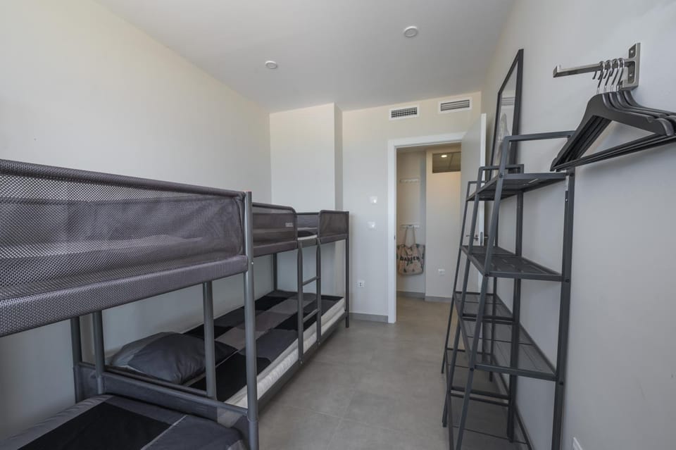 children, bunk bed