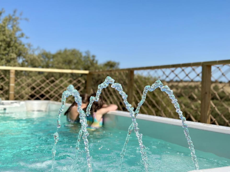 Natural landscape, Spa and wellness centre/facilities, Swimming pool