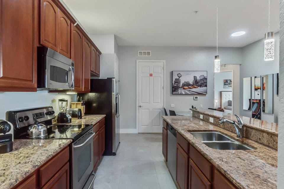 Kitchen or kitchenette