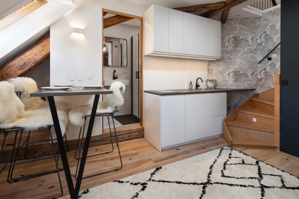 Kitchen or kitchenette, Living room, Dining area