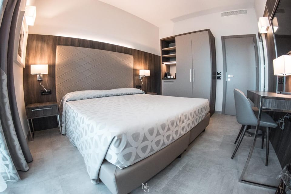 TV and multimedia, Coffee/tea facilities, Bedroom