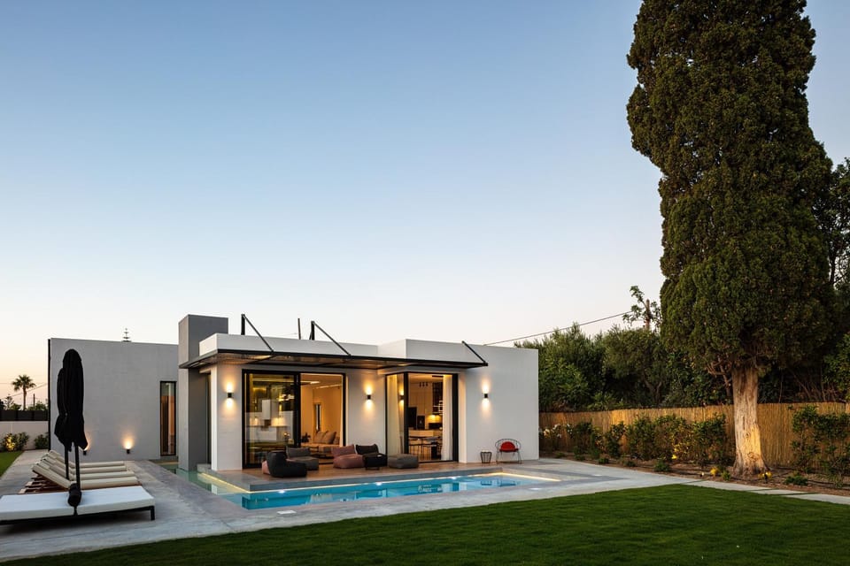 Property building, Patio, Garden, Swimming pool