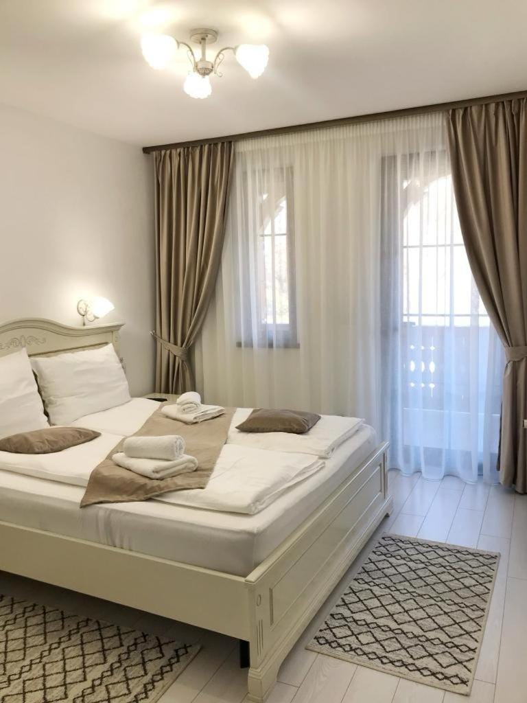Pensiunea ARMONIA Bed and Breakfast in Romania