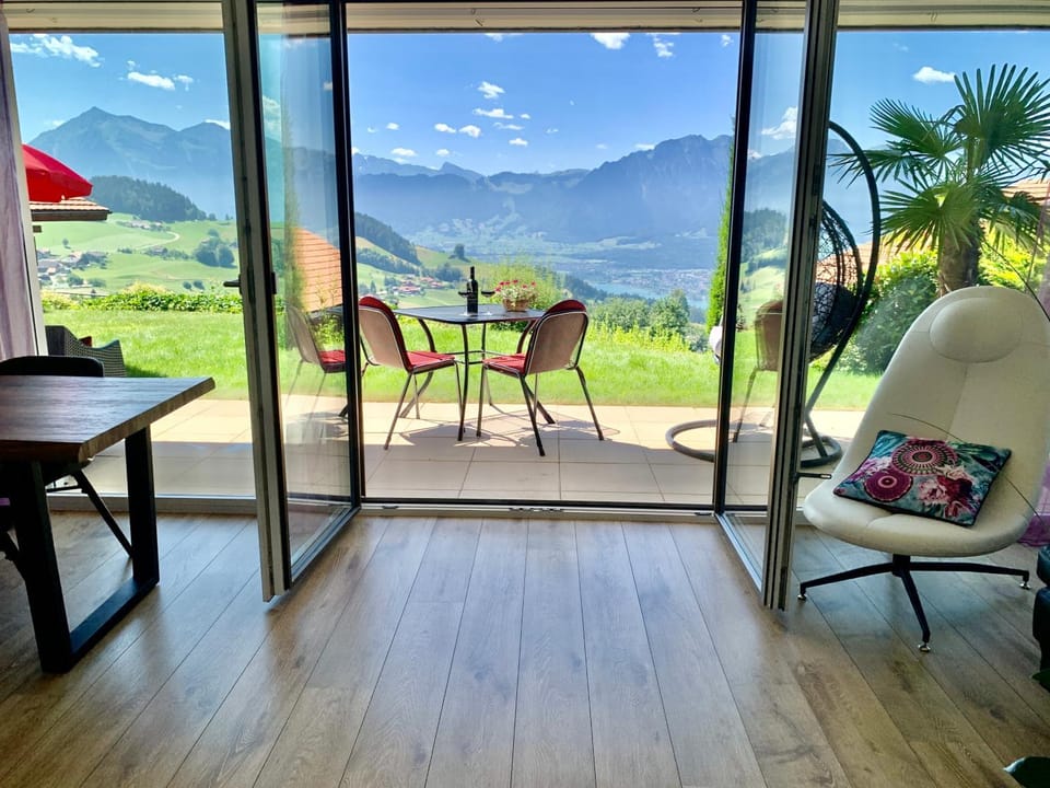 View (from property/room), Living room, Mountain view
