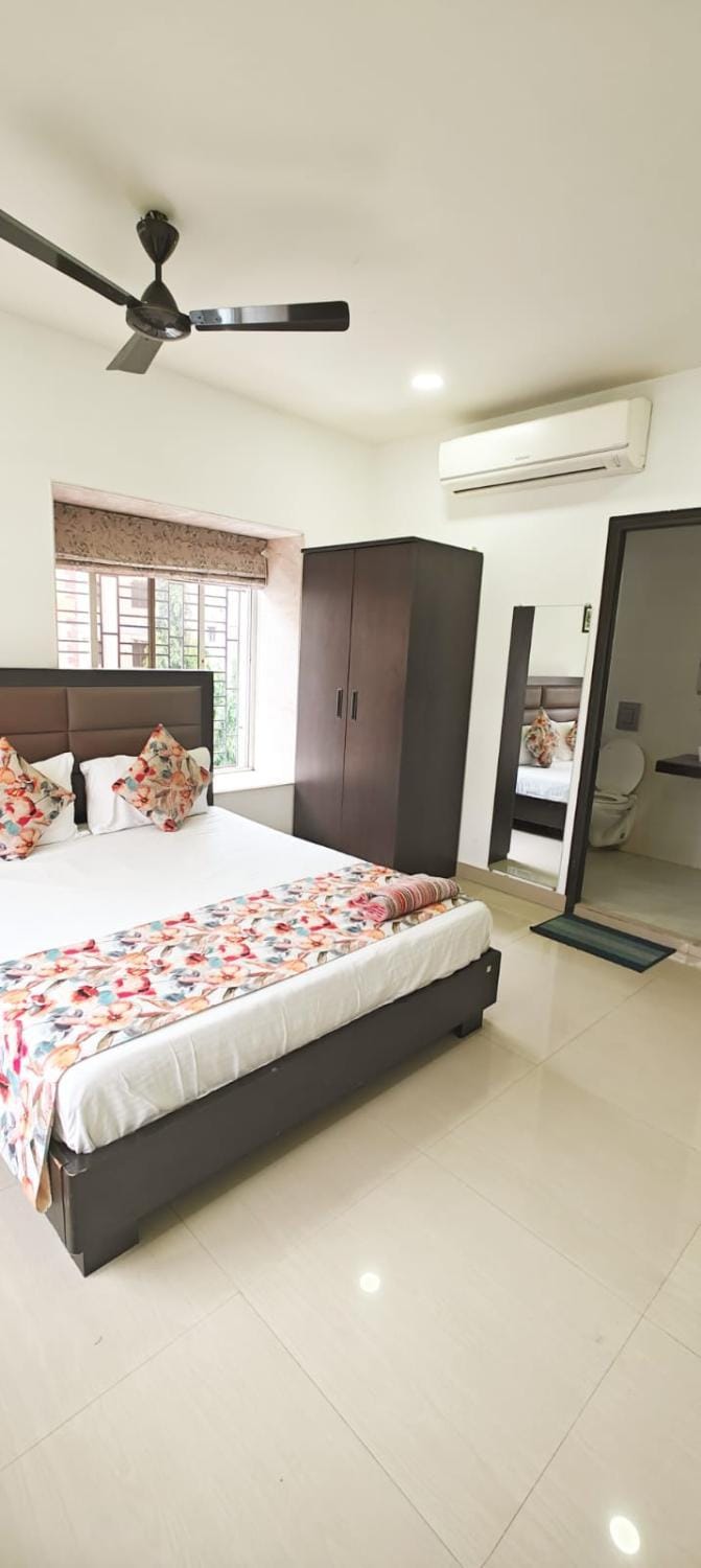 NK7 Guest House Hotel in Kolkata