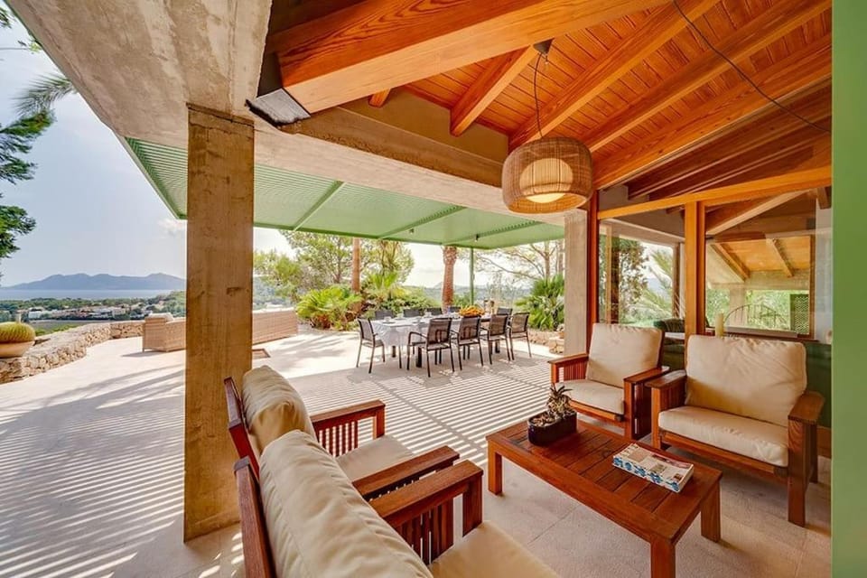 View (from property/room), Balcony/Terrace, Sea view