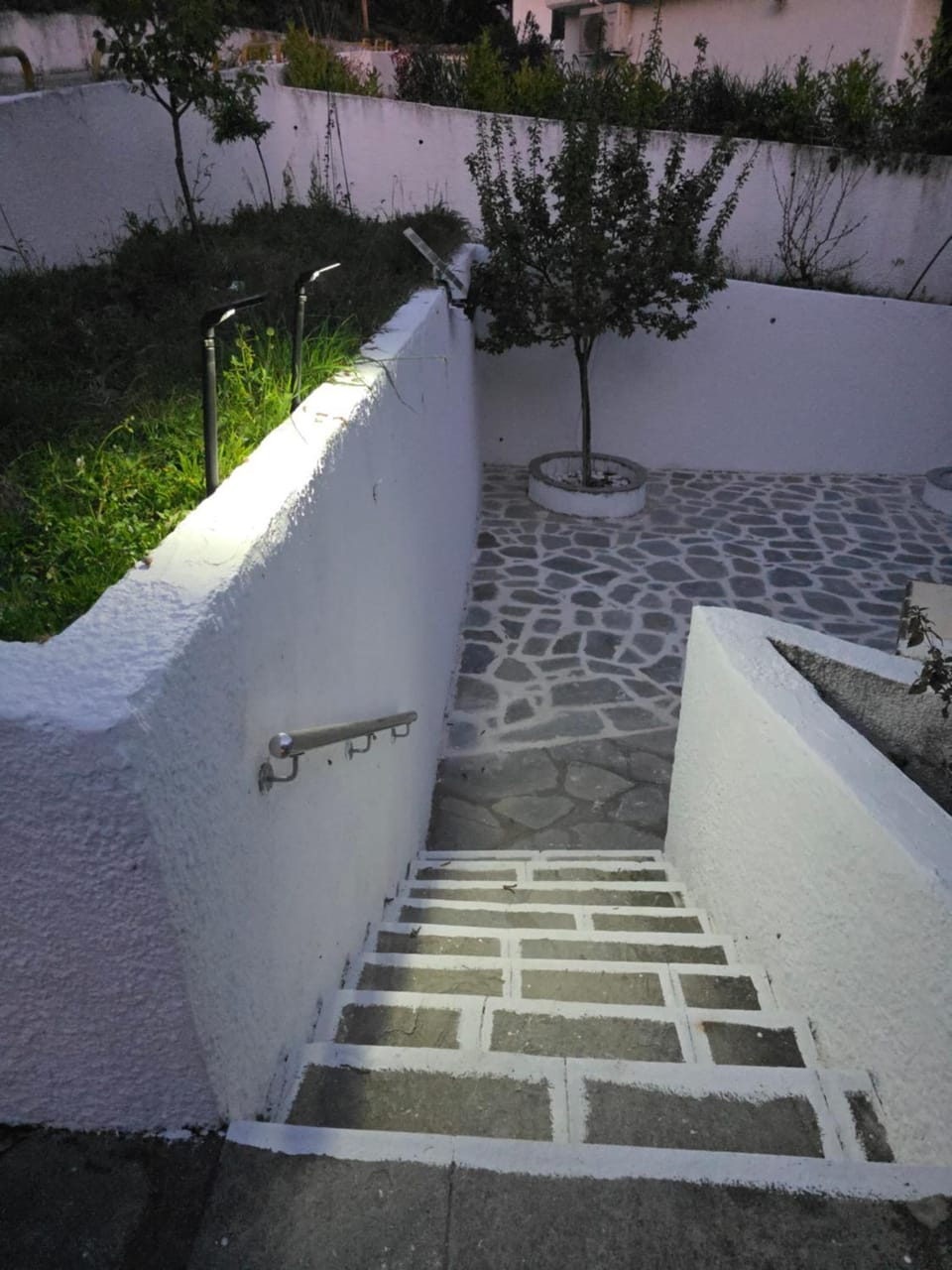 Facade/entrance, Inner courtyard view