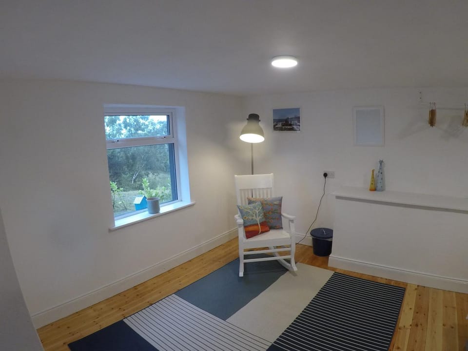 Seating area, Bedroom, Garden view
