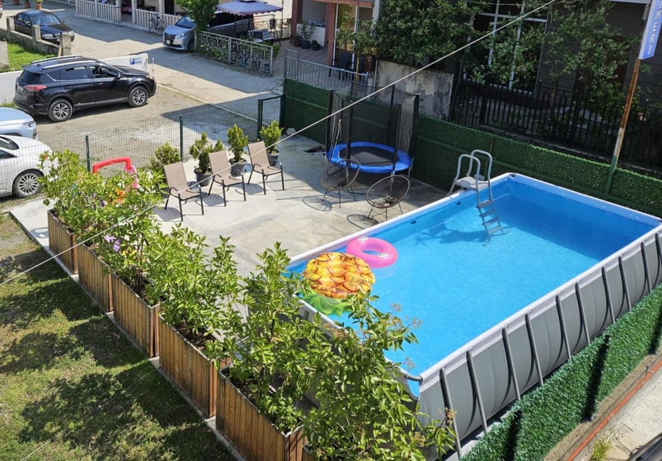 Pool view, Swimming pool
