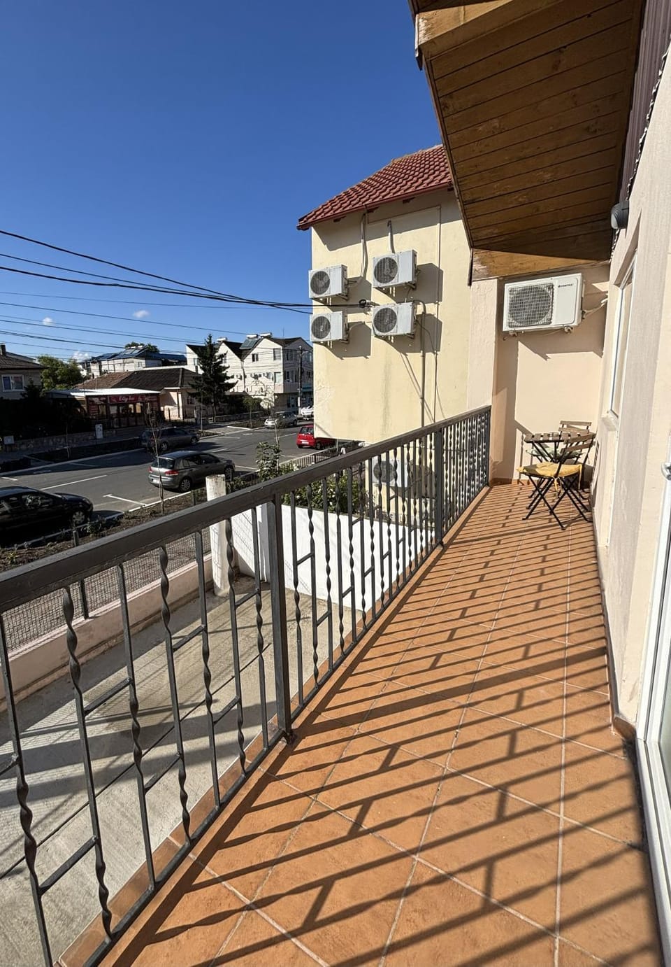 Property building, View (from property/room), Balcony/Terrace, Quiet street view