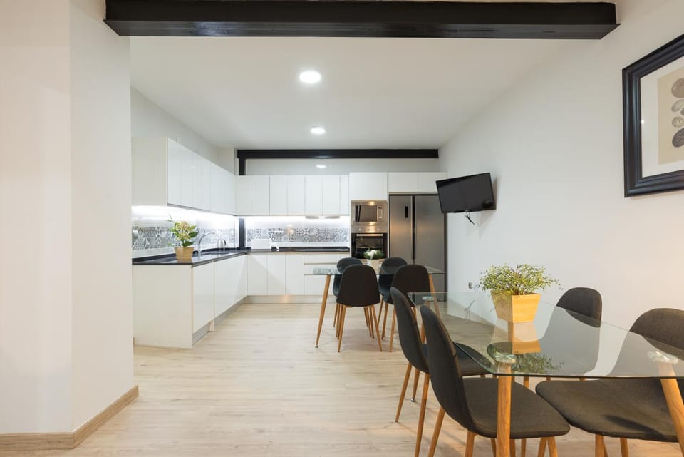Living room, Dining area