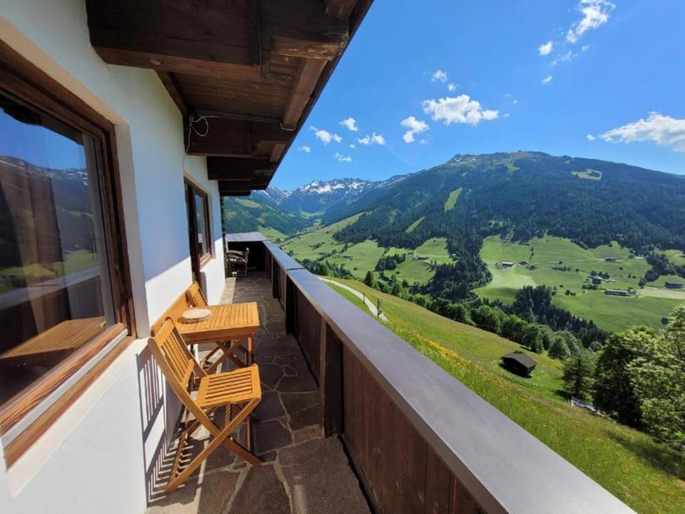 Haus Bergleiten Apartment in Alpbach