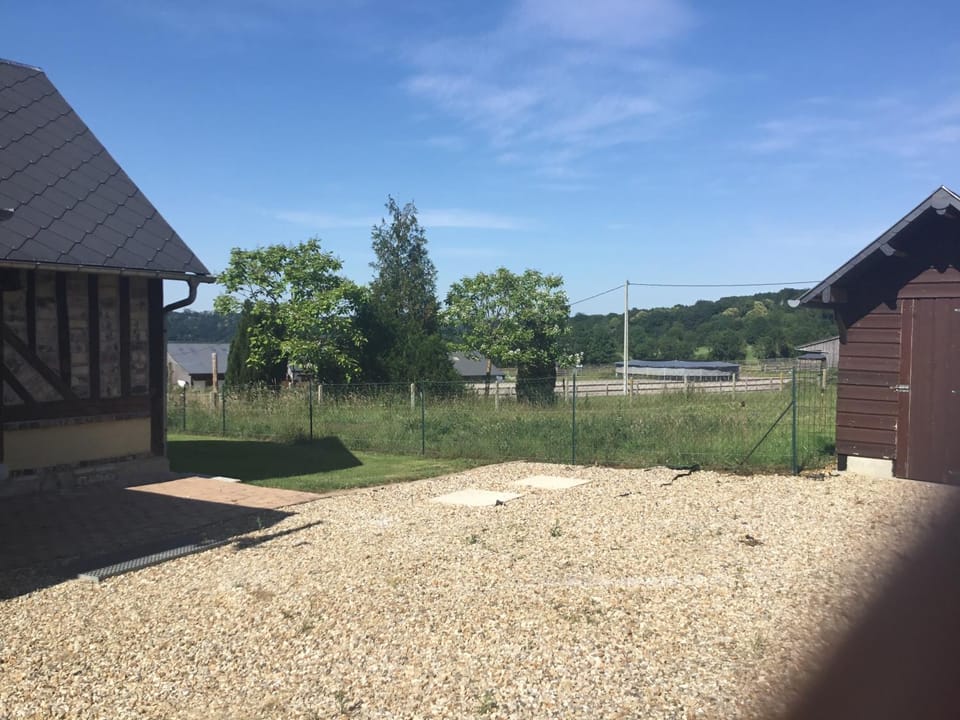 GITE LE MONTENEY House in Normandy
