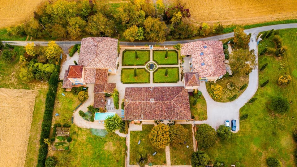 Property building, Natural landscape, Bird's eye view, Garden