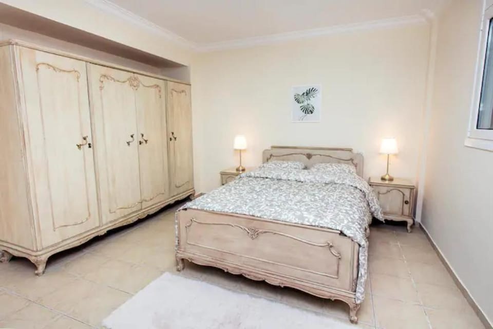 Omirou “Best Kept Secret” Apartment in Athens