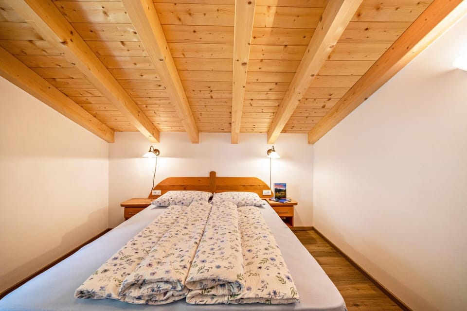 Property building, Living room, Bedroom