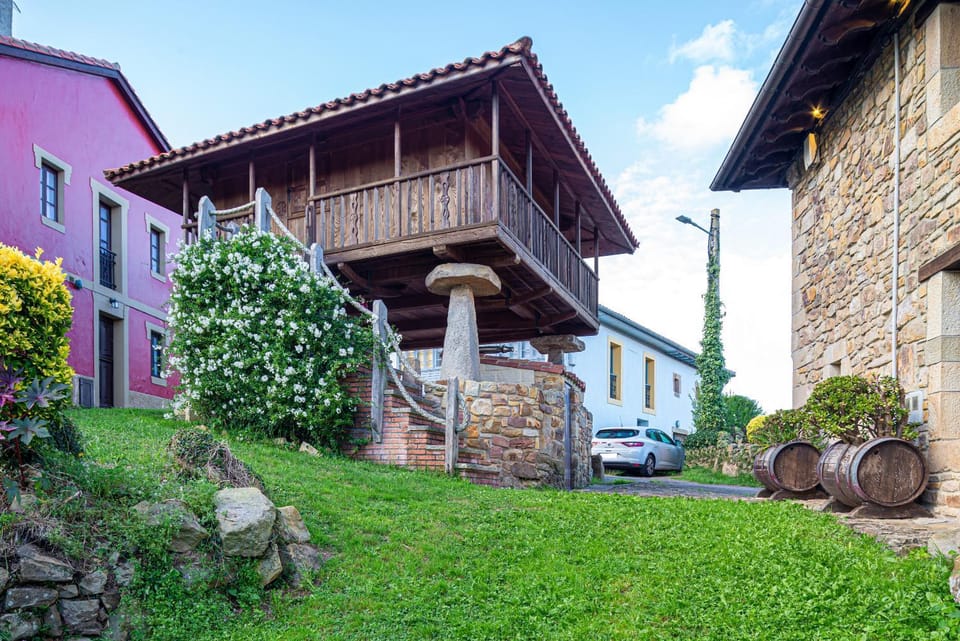La Curuxa House in Asturias