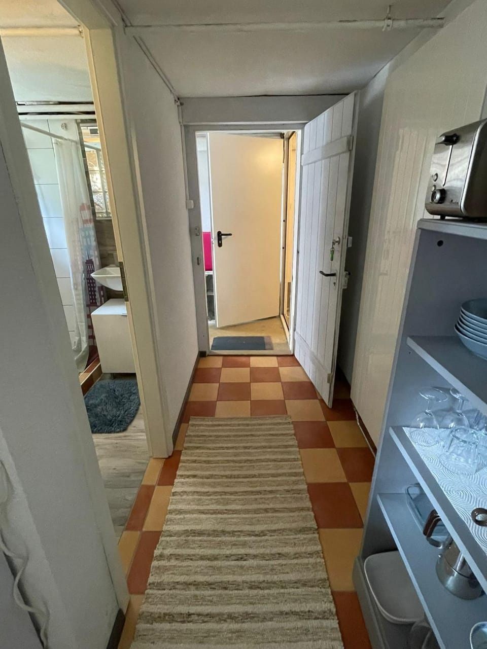 Appartement 1 pièce entresol 30 m2 proche du centre et bain thermal Apartment in Canton of Vaud